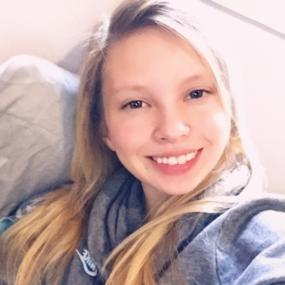 Meet your Posher, Courtney